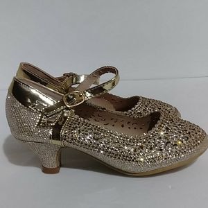 Girls Champagne Dress Shoes w Small Heel